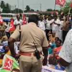 The protest on behalf of CITU demanding the repair of the dilapidated new bus road in Tiruvarur-p2