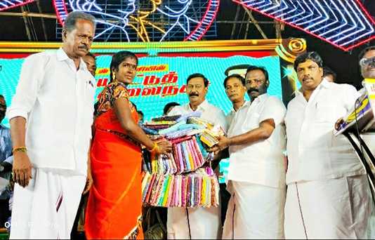 திமுக சார்பில் மீஞ்சூர் மேட்டுபாளையம் பகுதியில் நடைப்பெற்ற தமிழ்நாடு அரசின் ஈராண்டு சாதனை விளக்க பட்டிமன்றம் மற்றும் பொதுக்கூட்டம்