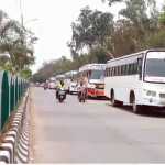 People suffer due to private industrial vehicles parked in no parking area on the highway in maraimalai Nagar area.-p2