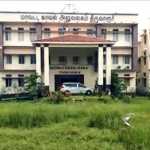 Thiruvarur district special forces police caught 40 Sawaran gold jewelery and 6 friends of jail inmates with three lakhs-p9