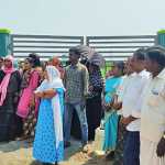 Villagers in Arianvai complained that they are planning to set up a garbage dump in the area earmarked for the park-p1 (2)