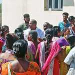 Improperly constructed rainwater retaining wall – People of Attipattu Pudunagar area accused … Continued protest against the work ….p1