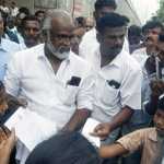 A sudden road blockade protest took place on the National Highway in Cholavaram area-p1