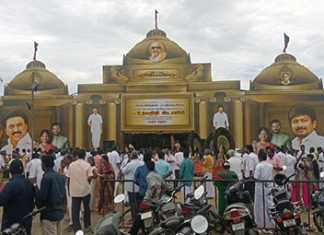 அமைச்சர் உதயநிதி ஸ்டாலின் தலைமையில் வெகுச் சிறப்பாக நடைப்பெற்ற அம்மாபேட்டை ஒன்றிய திமுக செயலாளர் இல்லத் திருமண விழா …