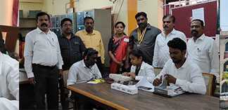 கும்பகோணம் வழக்கறிஞர் சங்கம், டெம்பிள் சிட்டி ரோட்டரி மற்றும் துளசி பார்மசி இணைந்து நடத்திய இலவச மருத்துவ முகாம் ….