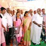 Ponneri Assembly Member Durai Chandrasekhar presented free bicycle to 149 students at TVS Government Higher Secondary School Meenjoor-p2