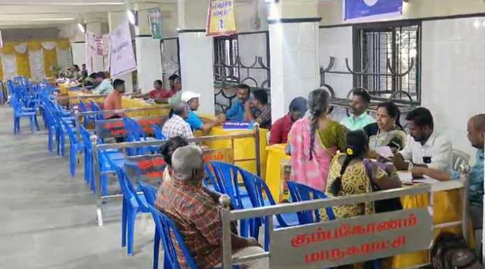Chief Minister special program camp with the people of three wards namely 22, 23, 24 held in Kumbakonam Corporation area-p