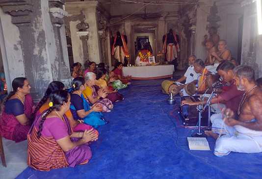 அயோத்தி இராமர் கோவில் கும்பாபிஷேகத்தை முன்னிட்டு திரு தேவன்குடி அருள்மிகு ஶ்ரீகோதண்ட இராம சுவாமி திருக்கோவிலில் நடைப்பெற்ற சிறப்பு பிரார்த்தனை ….