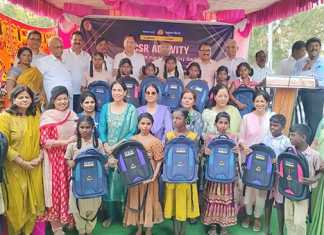 திருக்கண்டலம் கிராமத்தில் நடைப்பெற்ற பெருநிறுவன சமூகப் பொறுப்பு திட்ட நிகழ்ச்சி … 200 பள்ளி மாணவர்களுக்கு கல்வி உபகரணங்கள் மற்றும் நூலகத்திற்கு ரூ.20 ஆயிரம் மதிப்பிலான புத்தகங்களை வழங்கிய இந்தியன் வங்கி ….