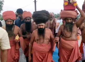 கோவிந்தபுரம் விட்டல் ருக்மிணி சமஸ்தான் கோயிலுக்கு வருகை தந்த தருமை ஆதீனம் … பூரண கும்ப மரியாதையுடன் மேளதாளம் முழங்க வரவேற்பு அளித்த பிரம்மஸ்ரீ விட்டல்தாஸ் மகராஜ் …