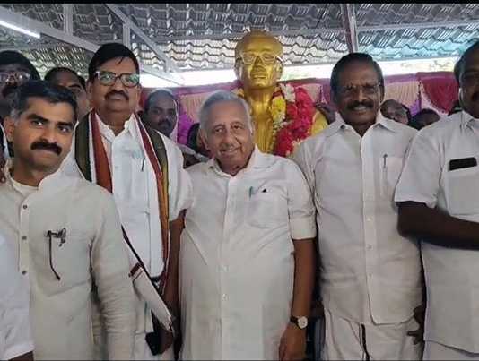 தியாகி தத்துவாசேரி ராமாமிர்தம் தொண்டைமான் திருவுருவச் சிலைத் திறப்பு விழா : தமிழ்நாடு காங்கிரஸ் கமிட்டி தலைவர் கே.எஸ்.அழகிரி திறந்து வைத்தார் ..