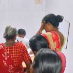 Residents of Palavekadu area complain that there are not enough doctors in the government hospital and nurses are providing treatment-p2