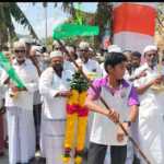 A large number of Muslims who participated in the Kumbabhishekam ceremony of Srivenkatesaperumal Temple with Patakuppam Arulmiku…p1