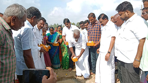 Inauguration ceremony of the first phase of construction of high-level bridge across Kosasthalai river at Subparettipalayam at a cost of Rs.18 crore...p1