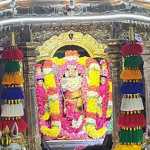 Kanchipuram ADMK members pulled a silver chariot at the Kumarakottam Murugan temple on the occasion of the birthday of late former Chief Minister Jayalalithaa-ஜ2