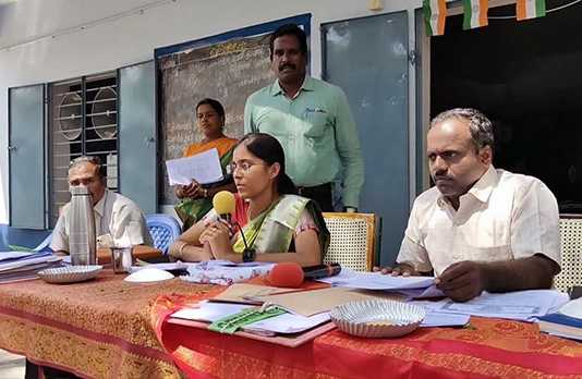 கொள்ளிடம் ஆற்றின் குறுக்கே கட்டப்படும் தடுப்பணைக்கான நில கையகப்படுத்தல் : வேட்டமங்கலம் கிராமத்தில் கும்பகோணம் கோட்டாச்சியர் தலைமையில் நடைப்பெற்ற விவசாயிகளிடம் கருத்துக் கேட்பு கூட்டம் …