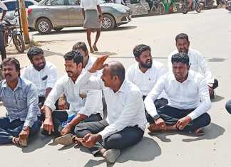 பொன்னேரியில் சாலை மறியலில் ஈடுப்பட்ட வழக்கறிஞர்கள் …