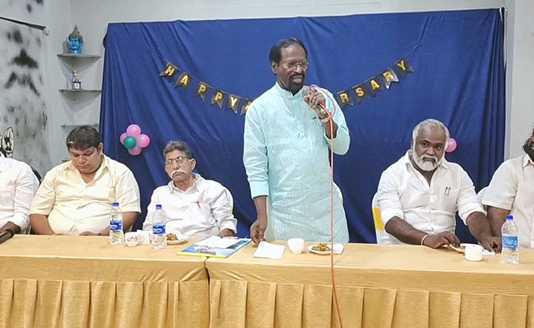 இளைஞர்களுக்கு கல்வி எவ்வளவு முக்கியமோ அதுப் போல்தான் உடல் ஆரோக்கியமும் முக்கியம் : திருவள்ளூரில் நடைப்பெற்ற உடற் பயிற்சிக் கூடத்தின் 4 ஆம் ஆண்டு துவக்க விழாவில் காங்கிரஸ் எம்.பி. ஜெயக்குமார் …