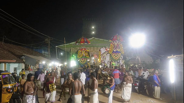 The auspicious Srilalithambigai Temple Theerthavari ceremony was held at Tirumeyachur...p