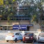 1.765 lakh cash taken in a car without proper documents was seized by election flying soldiers near Tiruvarur..p1