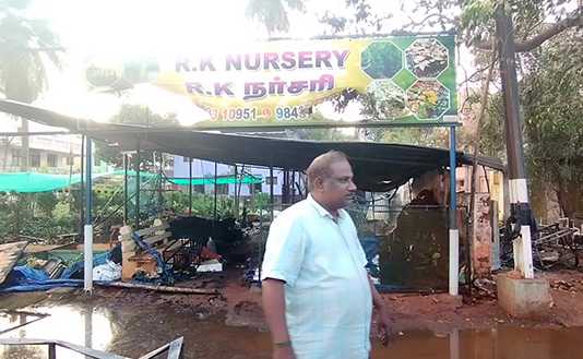 தஞ்சாவூர் பேருந்து நிலையம் அருகே நர்சரி கார்டனில் ஏற்பட்ட திடீர் தீ விபத்து : ரூ. 10 இலட்சம் மதிப்பிலான செடிகள் தீயில் எரிந்து நாசம் ..
