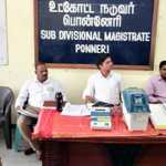 A training camp was held at Ponneri for Election Officers on how to handle electronic machines-p1
