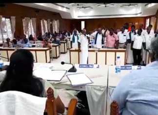 விவசாயிகள் குறை தீர்ப்பு கூட்டத்தில் கண்டன முழக்கம் எழுப்பி எதிர்ப்பை தெரிவித்த விவசாயிகள் …