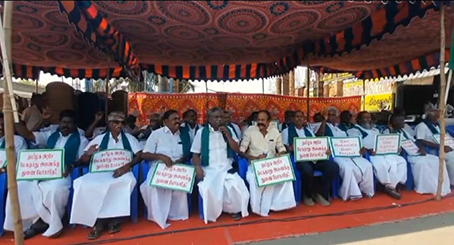 Stalin's government is abandoning Cauvery water rights, which Mother Jayalalithaa had won through a legal battle -p