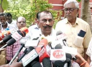 திட்டை வசிஷ்டேஸ்வரர் கோயிலில் நிதி முறைகேடு நடைப்பெற்றுள்ளதாக தஞ்சாவூர் தாலுகா காவல் நிலையத்தில் பொன்மாணிக்கவேல் புகார் …