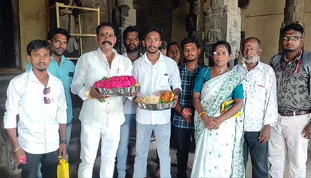 On the occasion of the birthday of Hindu People's Party leader Arjun Sampath, special worship was held at Kanchipuram Sreedshumi Narasimha Temple-p