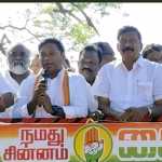 Thiruvallur Constituency candidate Sasikanth Senthil, who collected votes for the hand symbol amid the great reception of the people of the constituency-p3