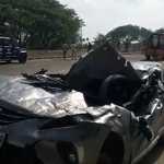 Two people, including a teacher of a private school, were killed when a car collided with a cargo vehicle in Thanjavur – one seriously injured and admitted to hospital-ஜ3