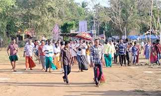 மன்னம்பந்தல் ஸ்ரீ மேதா தக்ஷிணாமூர்த்தி கோயிலில் நடைப்பெற்ற பிள்ளைக்கறி அமுது படையல் விழாவில் திரளான பக்தர்கள் பங்கேற்பு