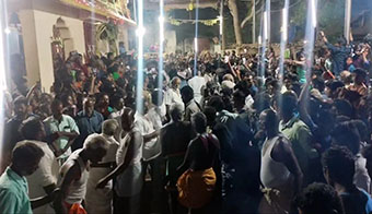 Rajagopalapuram Arulmiku Srihayanpitari Amman temple held with great security during the festival-p